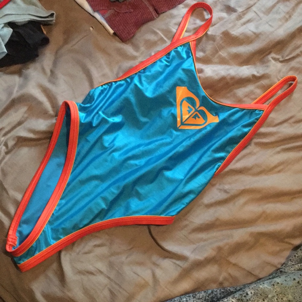 Retro Women’s Roxy 1 Piece Bikini High Rise